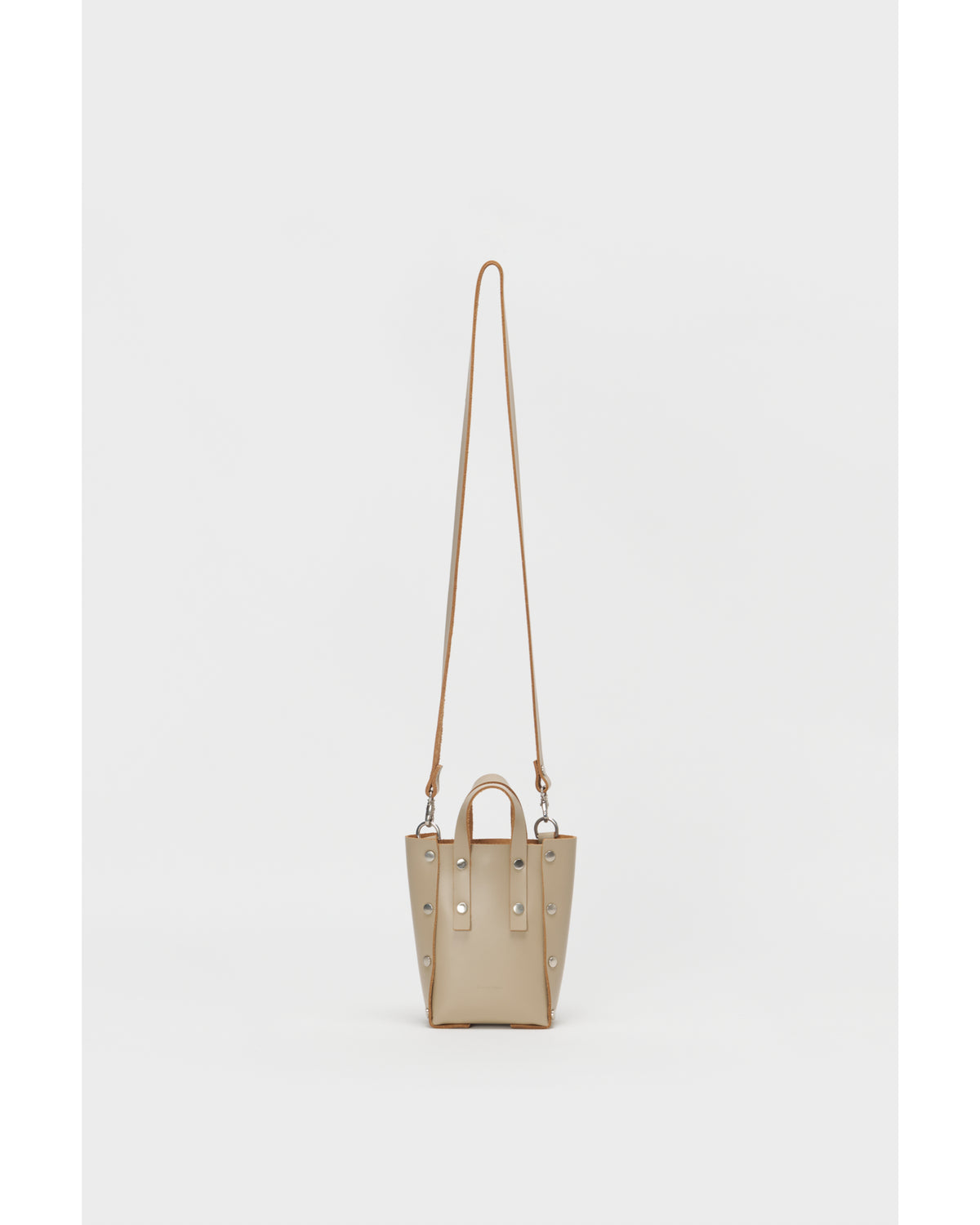 assemble hand bag tall XS beige