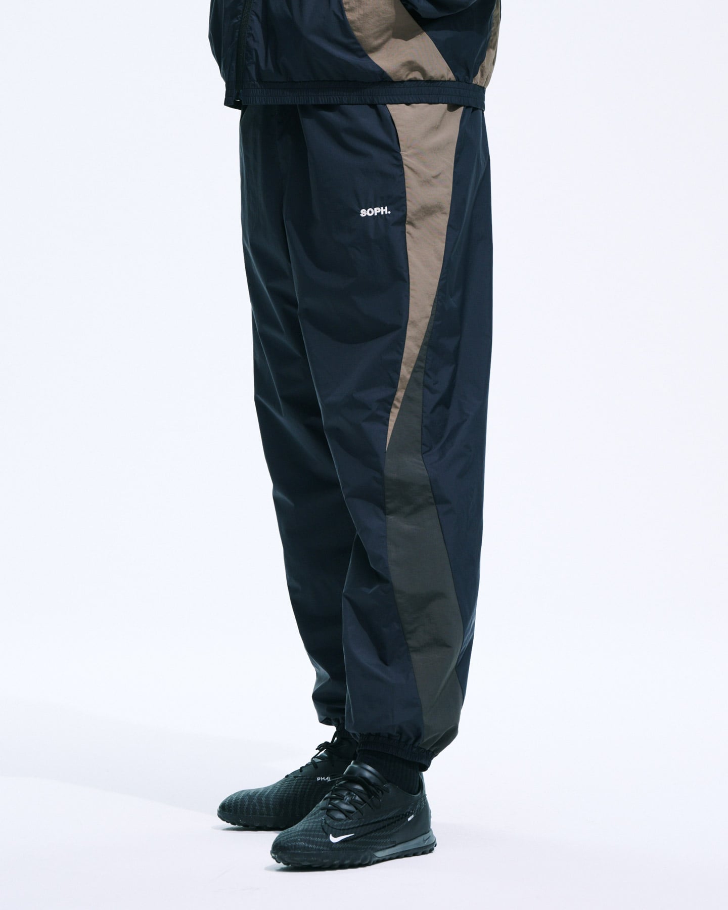 WARM-UP PANTS