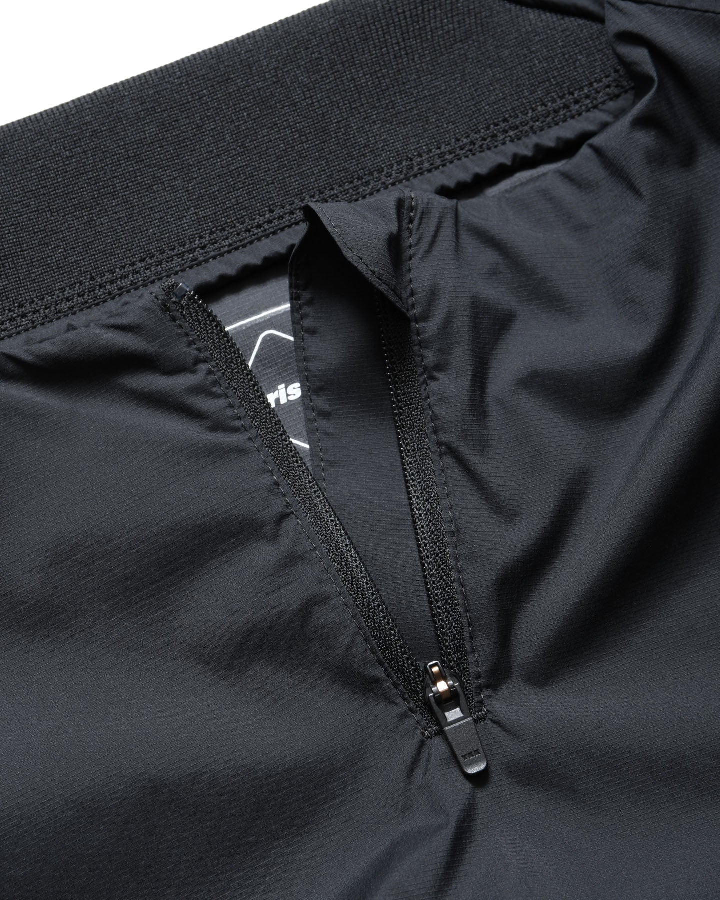 LIGHT WEIGHT BREATHABLE PACKABLE PISTE
