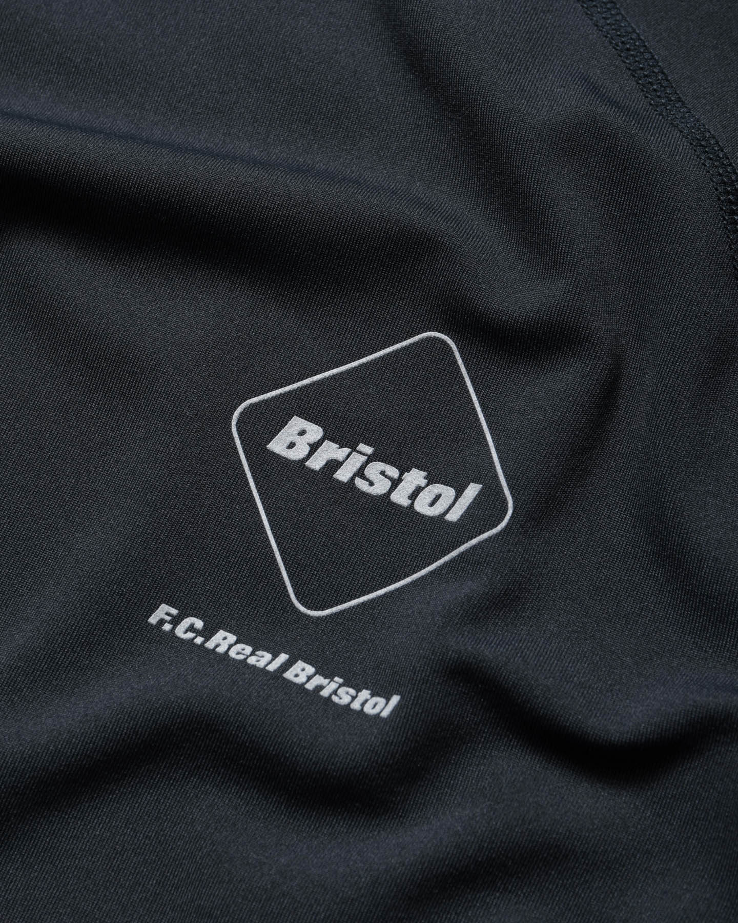 UNDERLAYER CREWNECK TOP
