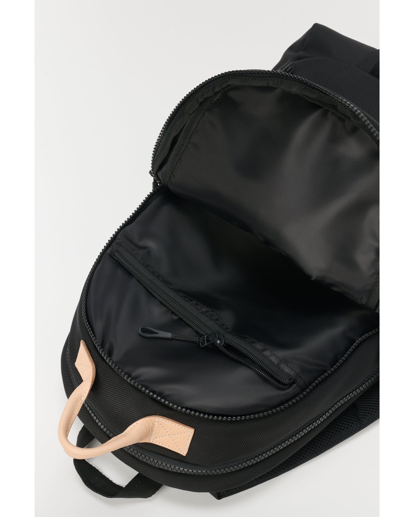 module back pack 26L black/natural