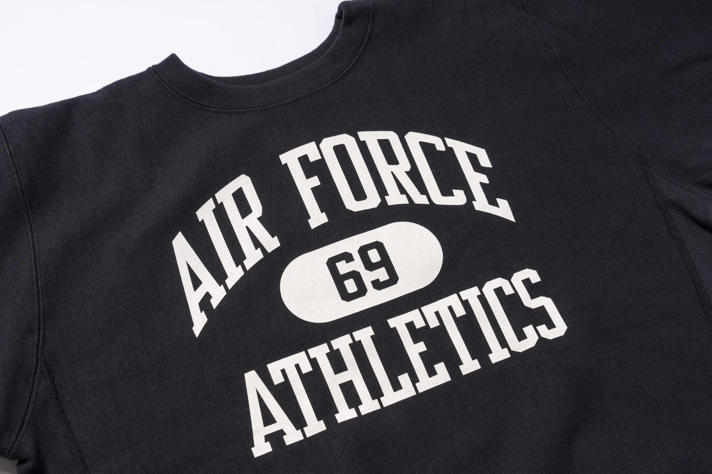 HEAVYWEIGHT CREWNECK / AIR FORCE