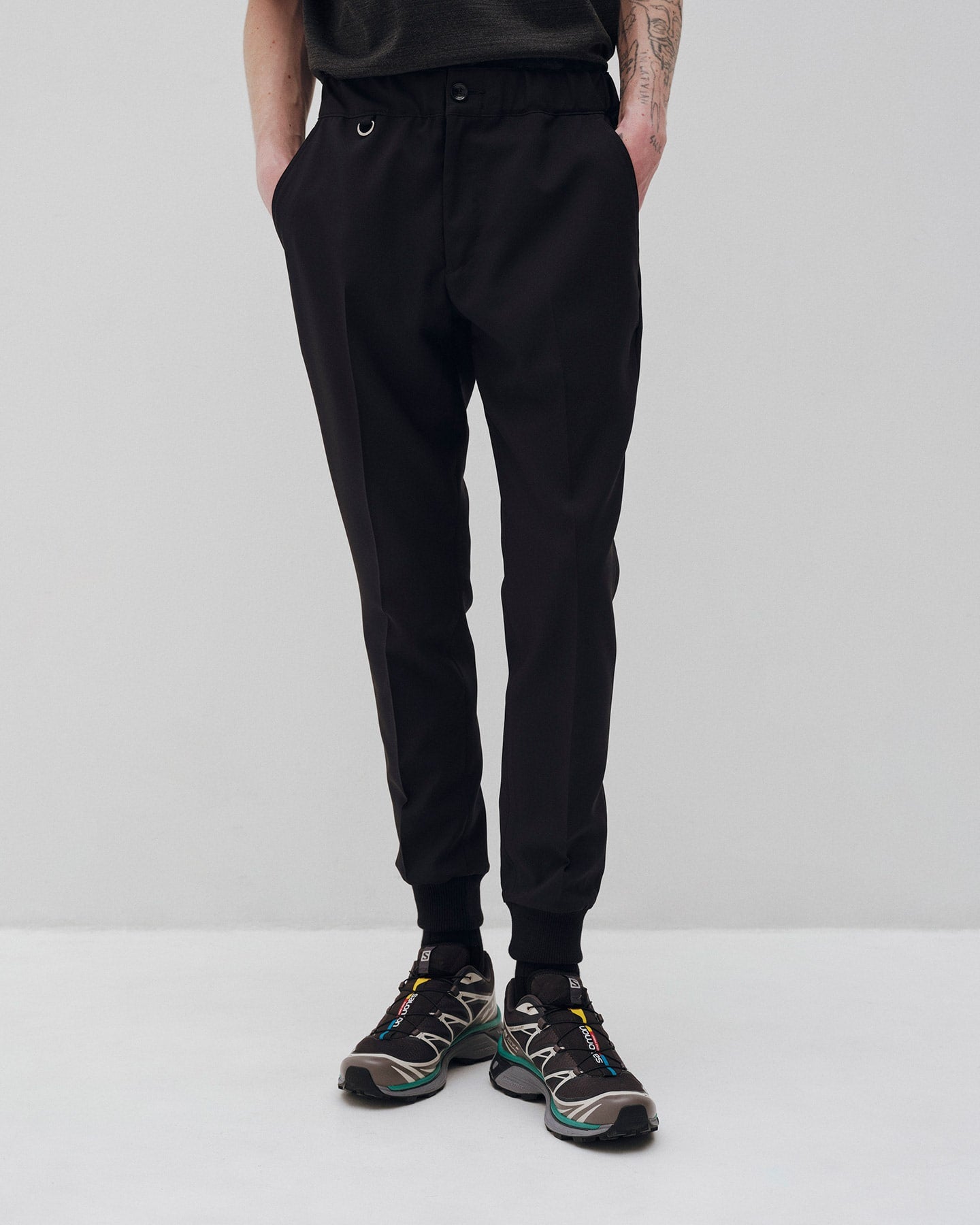 STRETCH WOVEN CLOTH SLIM FIT RIBBED PANTS