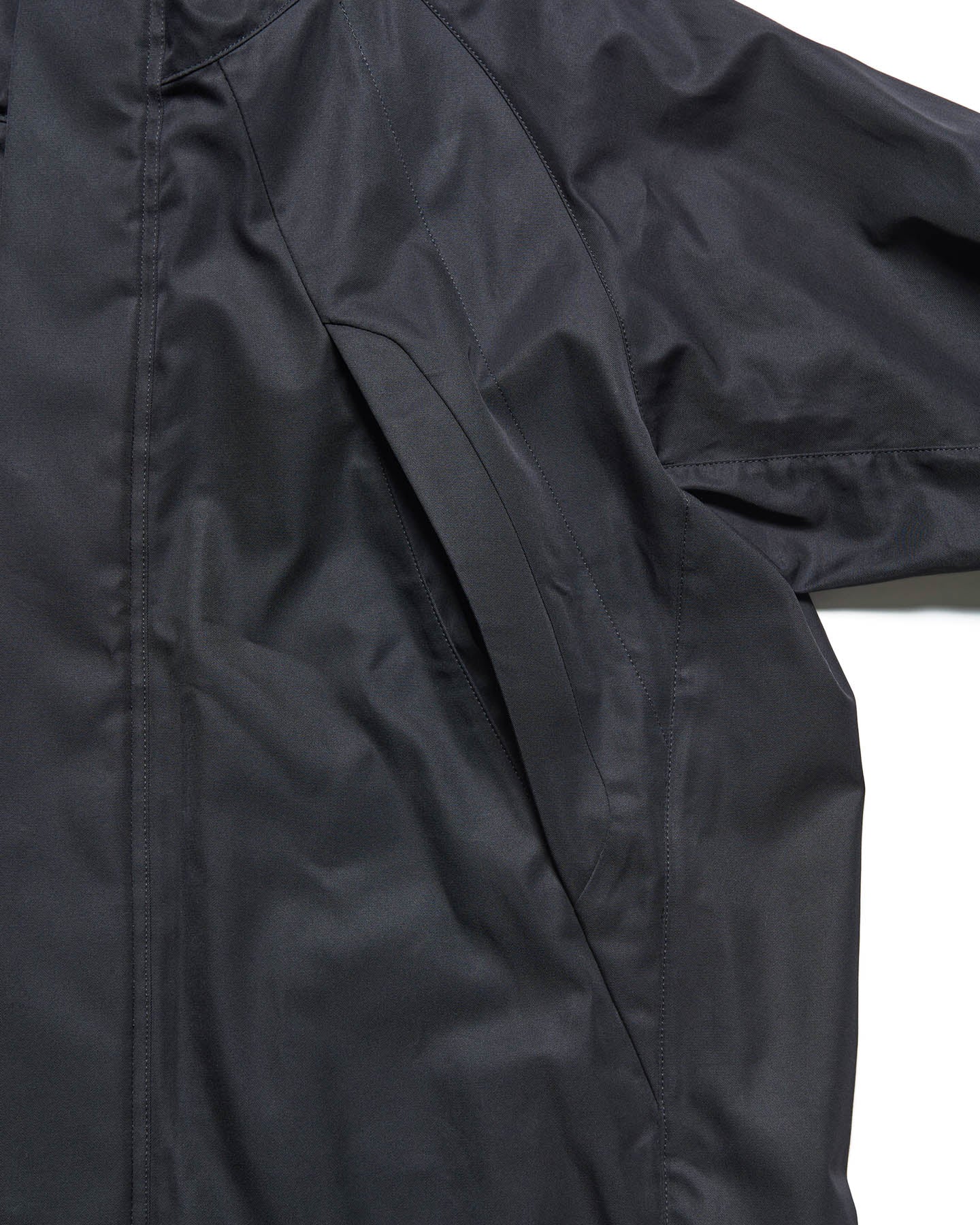 MOUNTAIN JACKET