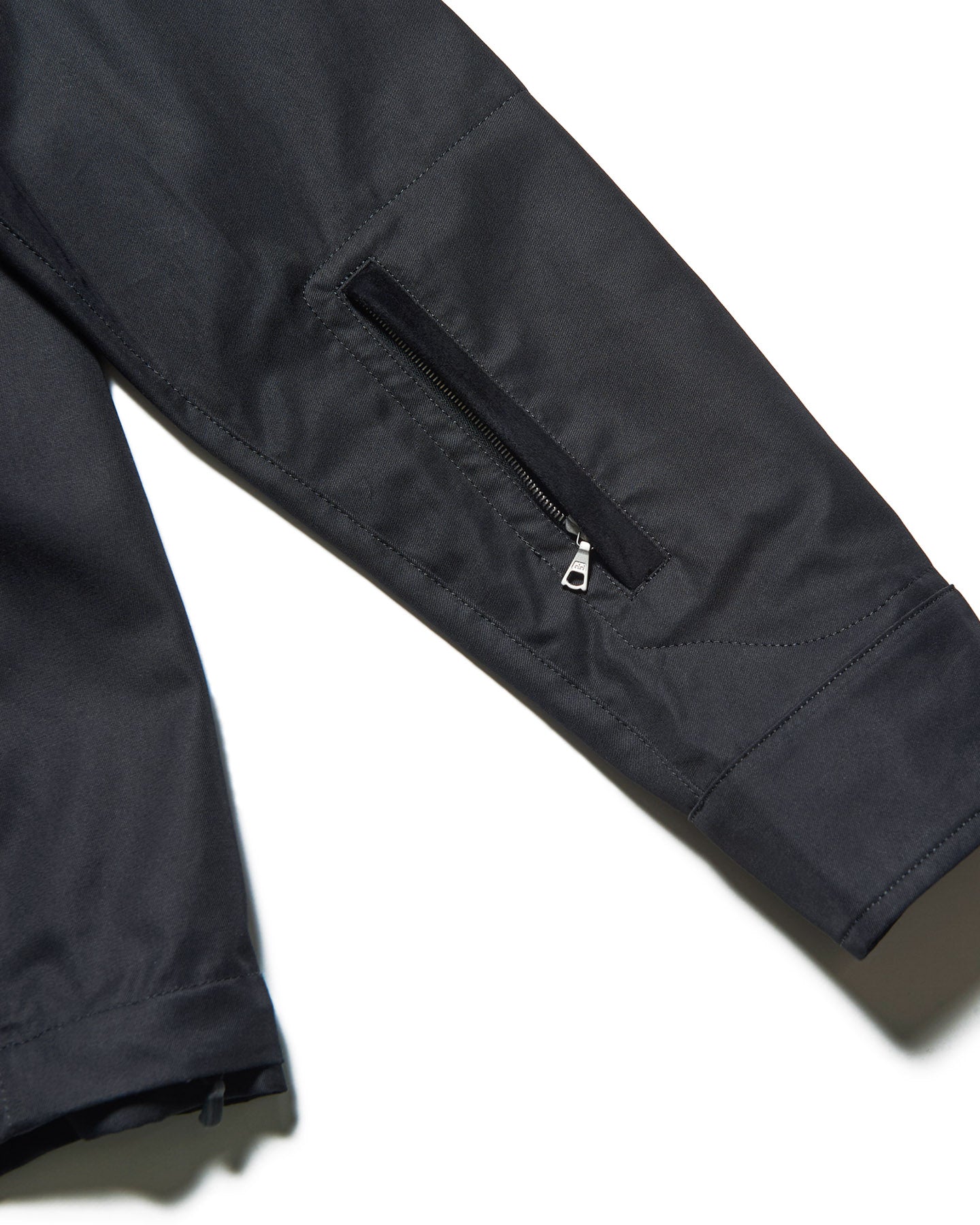MOUNTAIN JACKET