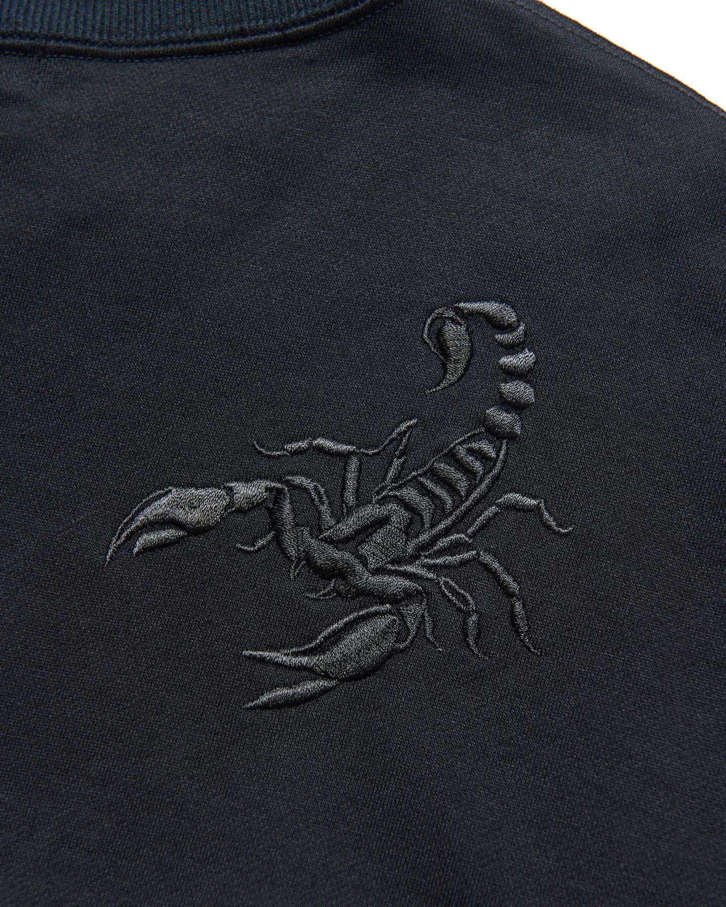 EMBROIDERY SWEATSHIRT