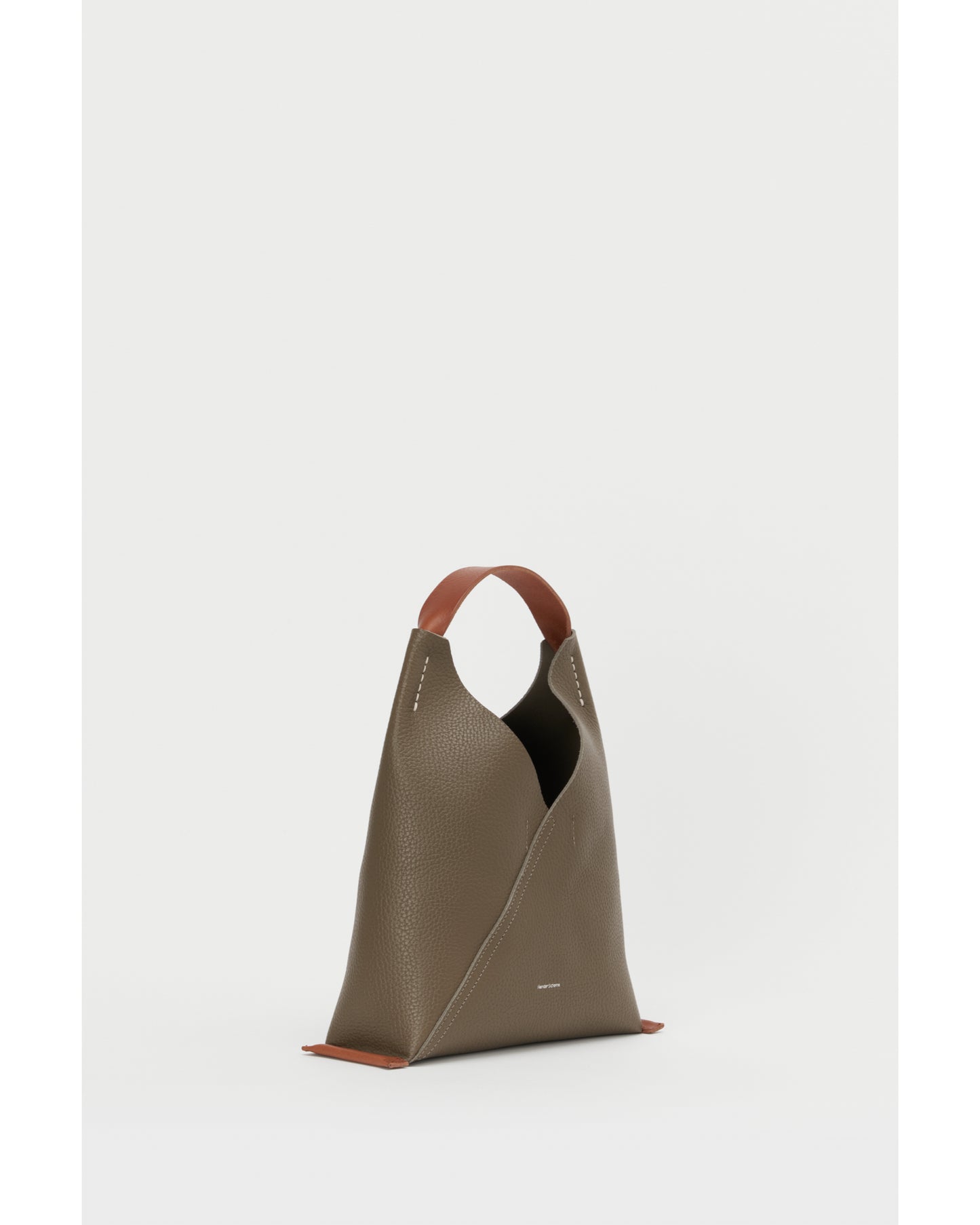 triangle bag taupe