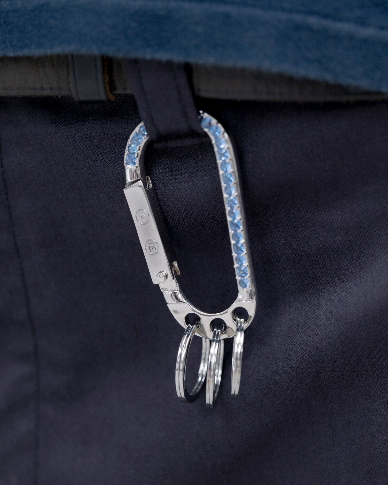 ZIRCONIA CARABINER
