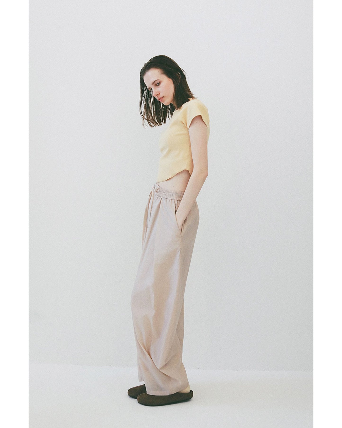ROUND HEM SHORT SLEEVE TOPS