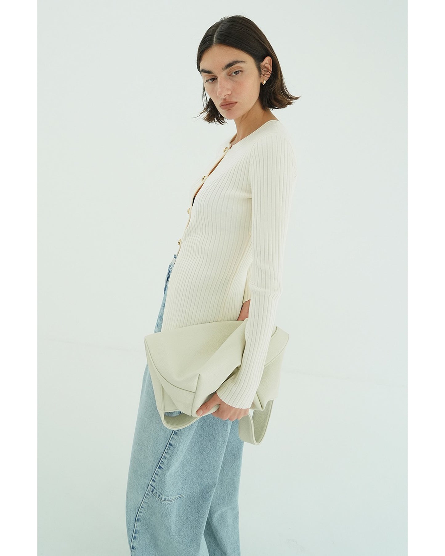 W FACE GOLD BUTTON KNIT TOPS
