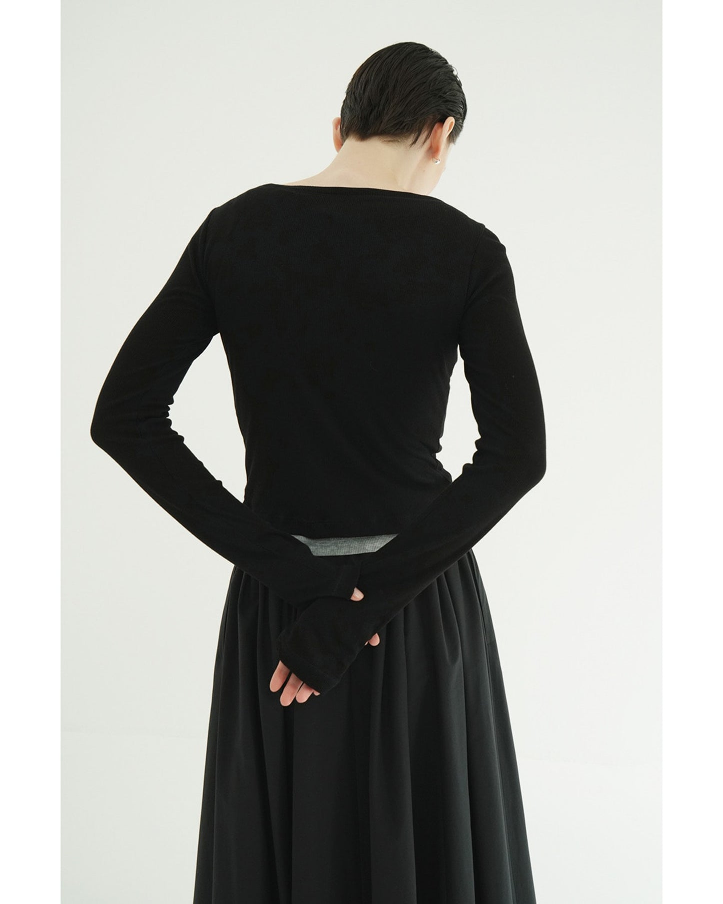 CURVED NECK LAYERED SET TOPS
