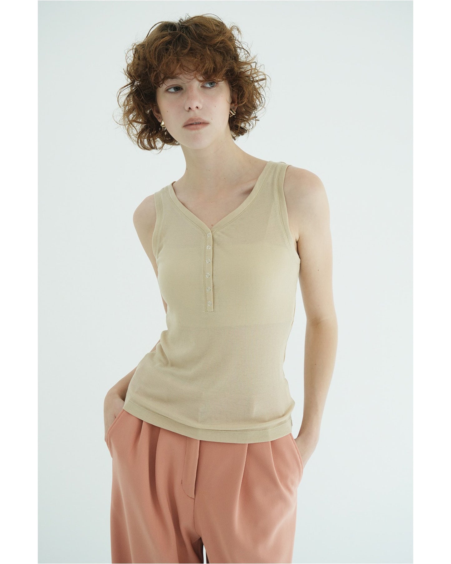 CURVED NECK LAYERED SET TOPS