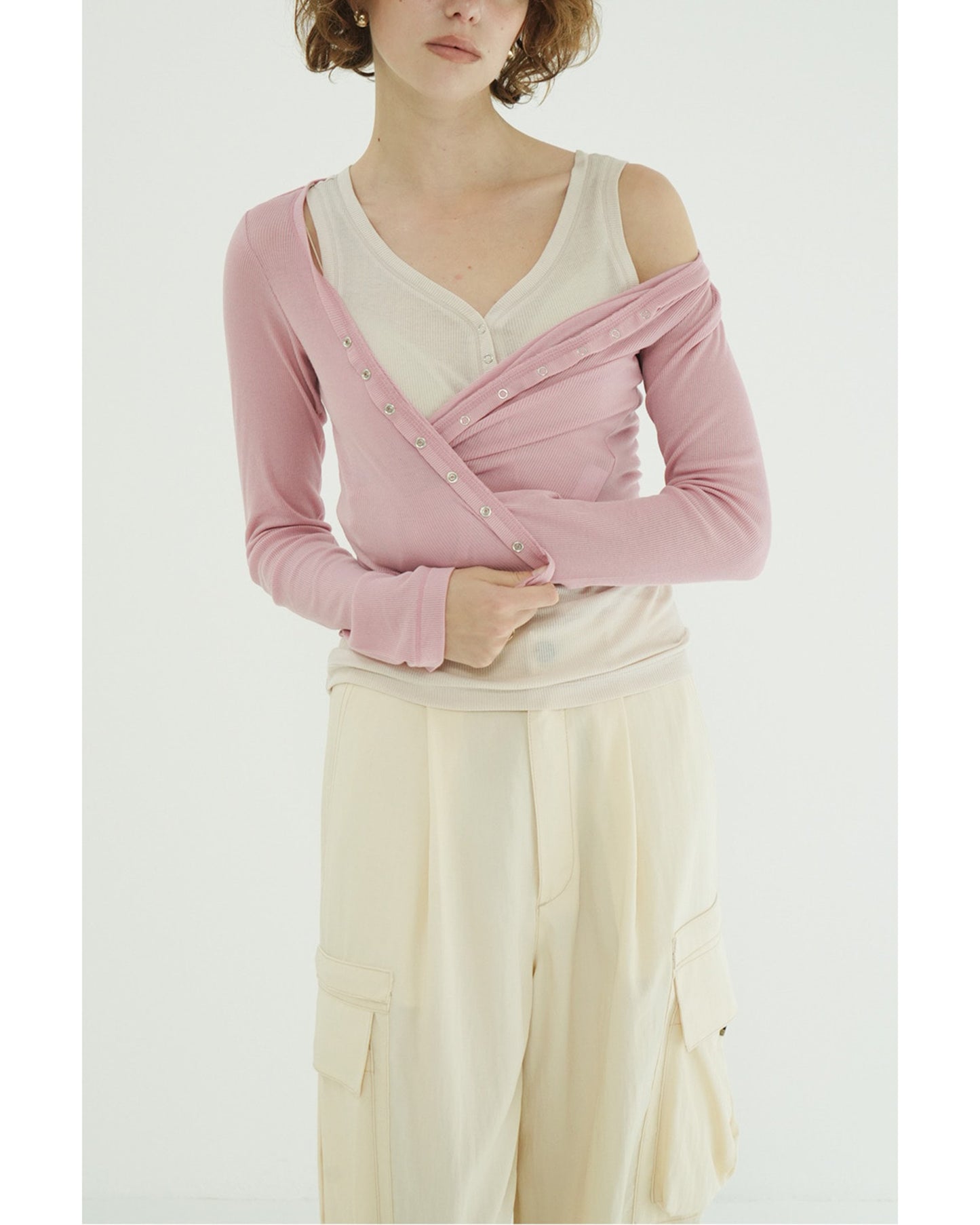 CURVED NECK LAYERED SET TOPS