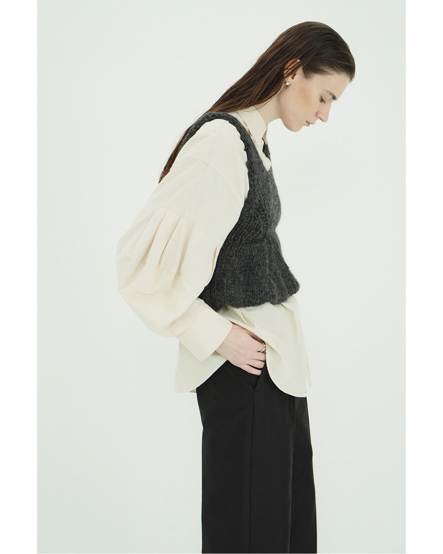 VOLUME SLEEVE SHIRTS
