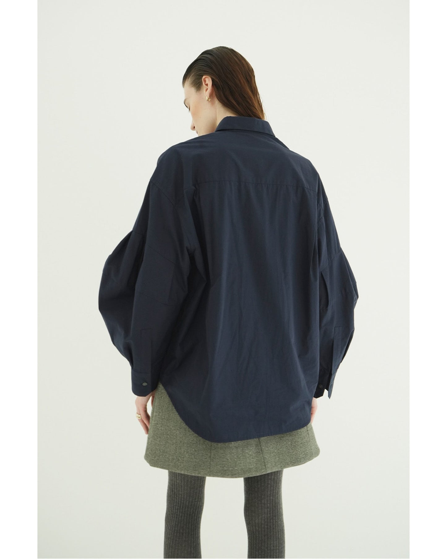VOLUME SLEEVE SHIRTS