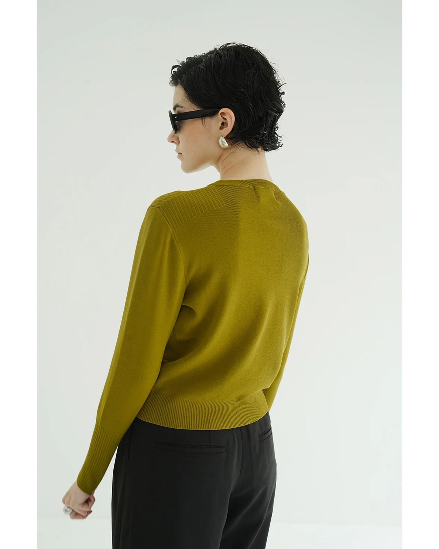 BASIC COMPACT KNIT TOPS