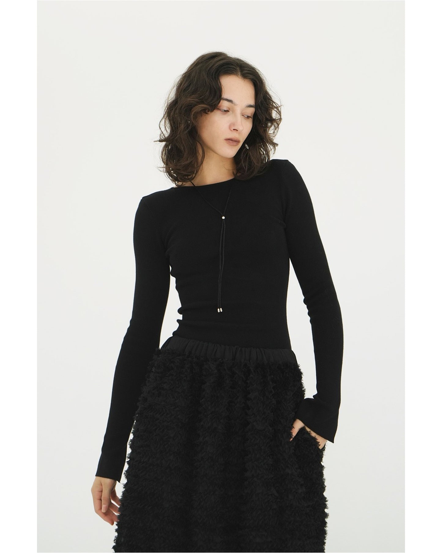 SHOULDER PADS KNIT TOPS