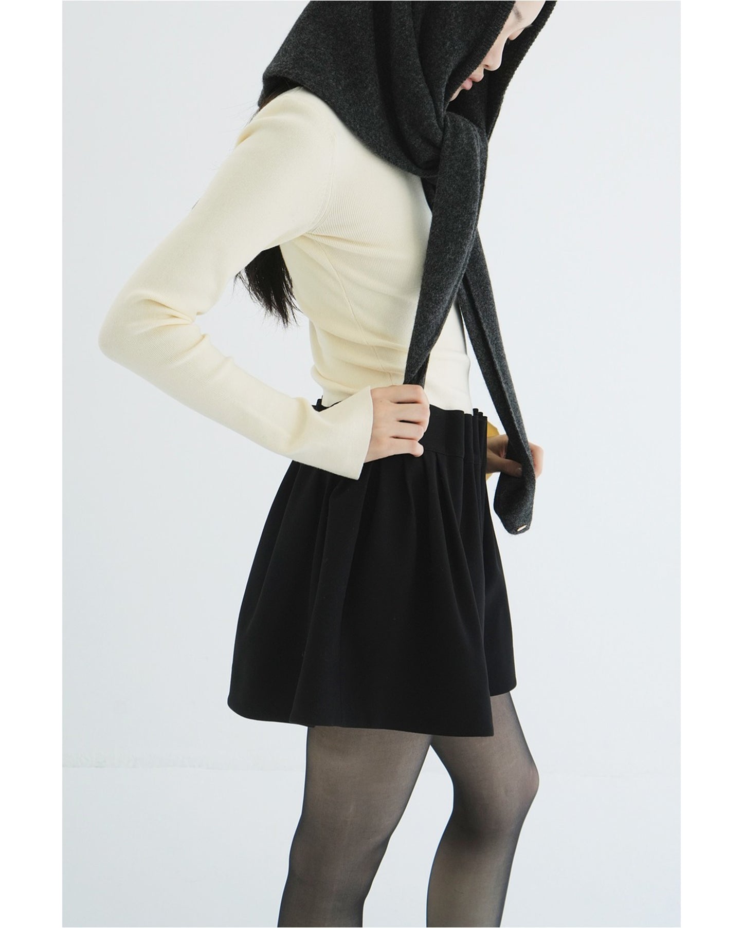 SHOULDER PADS KNIT TOPS