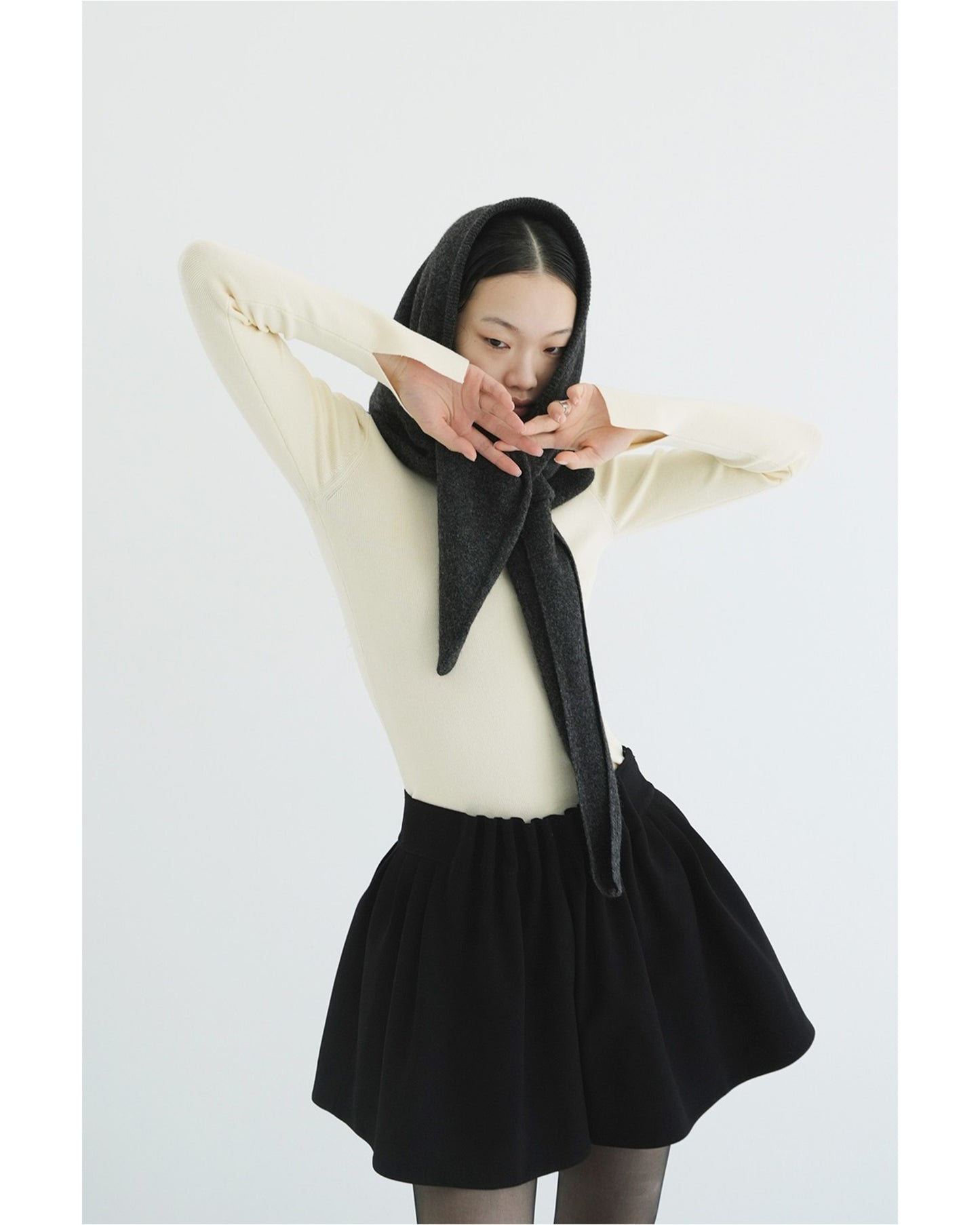 SHOULDER PADS KNIT TOPS