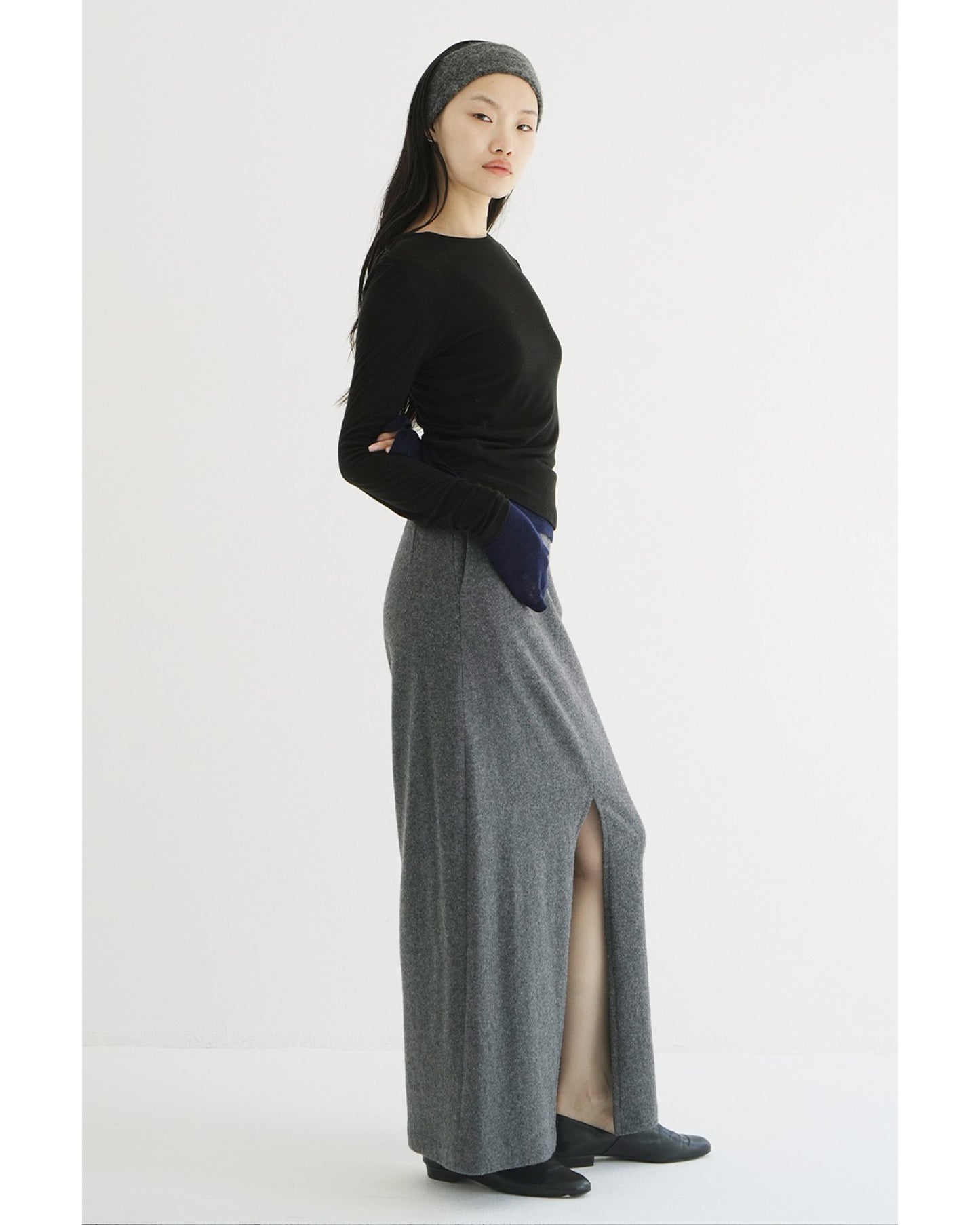 TEXTURE SLIT SKIRT
