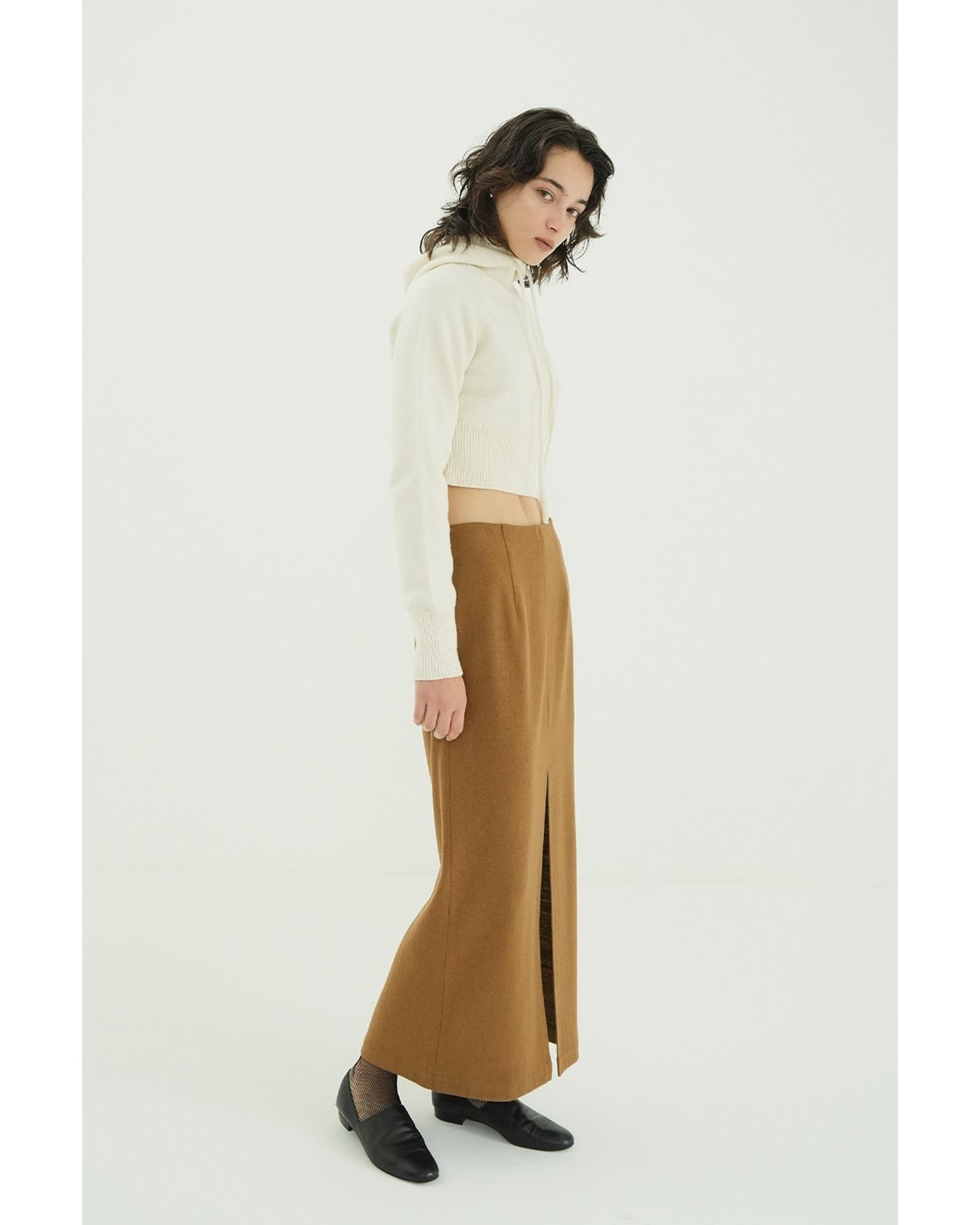 TEXTURE SLIT SKIRT