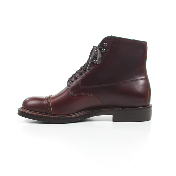 CAP TOE LACE UP BOOTS