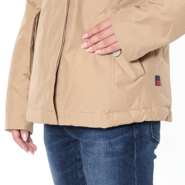 SHORT ARCTIC PARKA