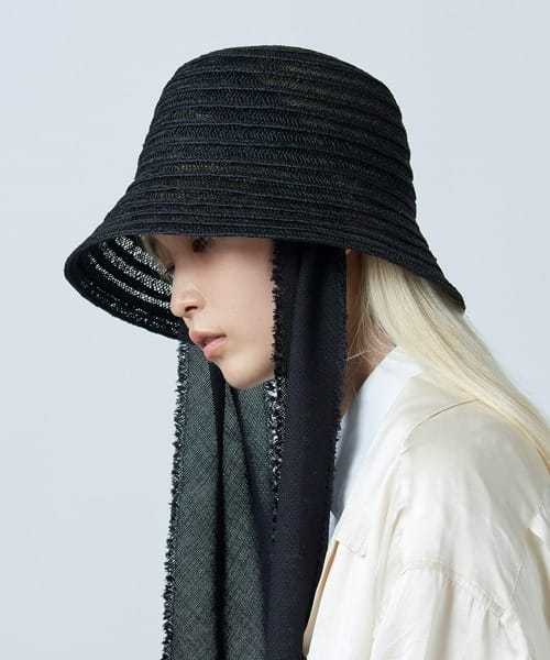 CLOCHE SCARF