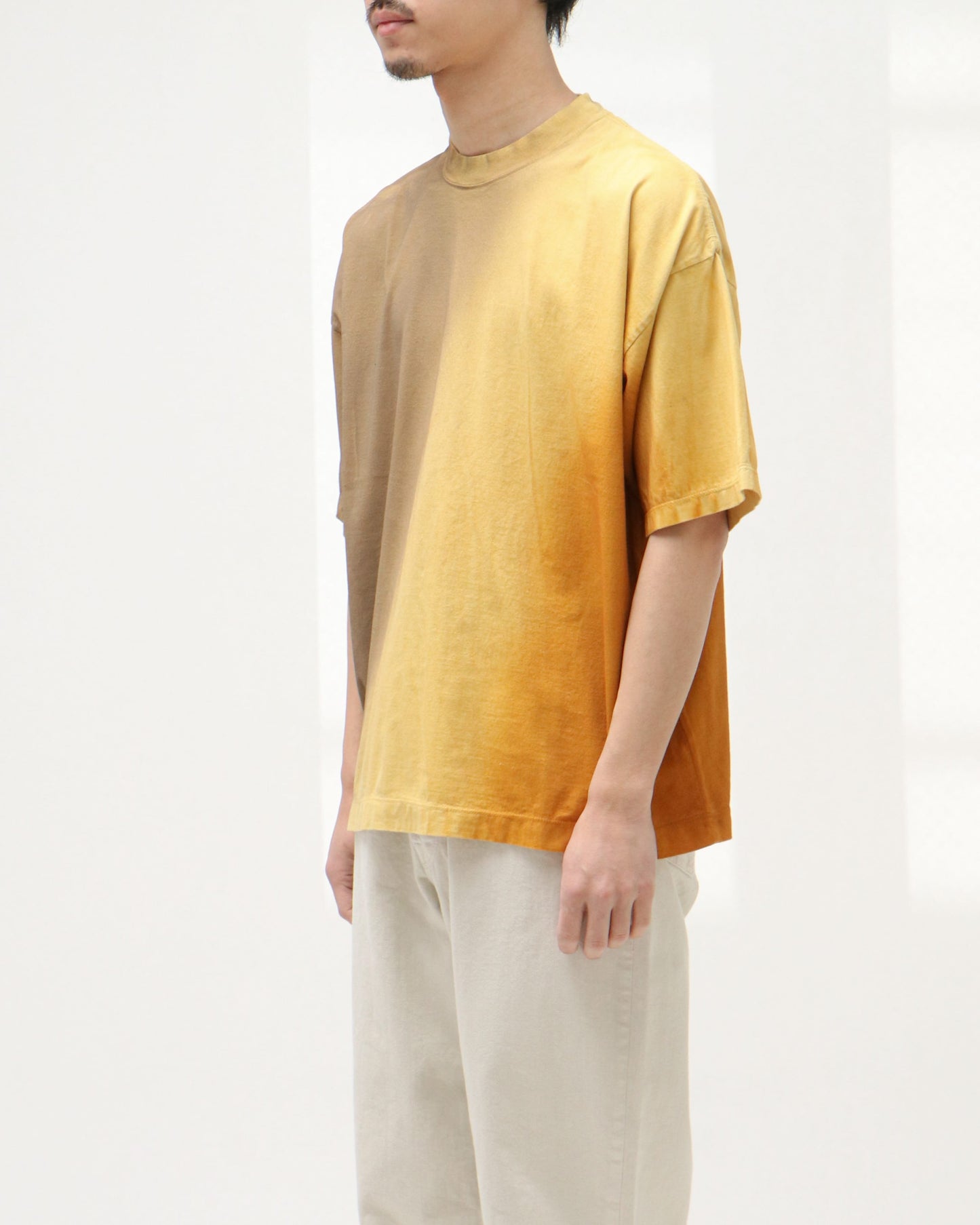 SPRAY PRINTED T-SHIRT YELLOW