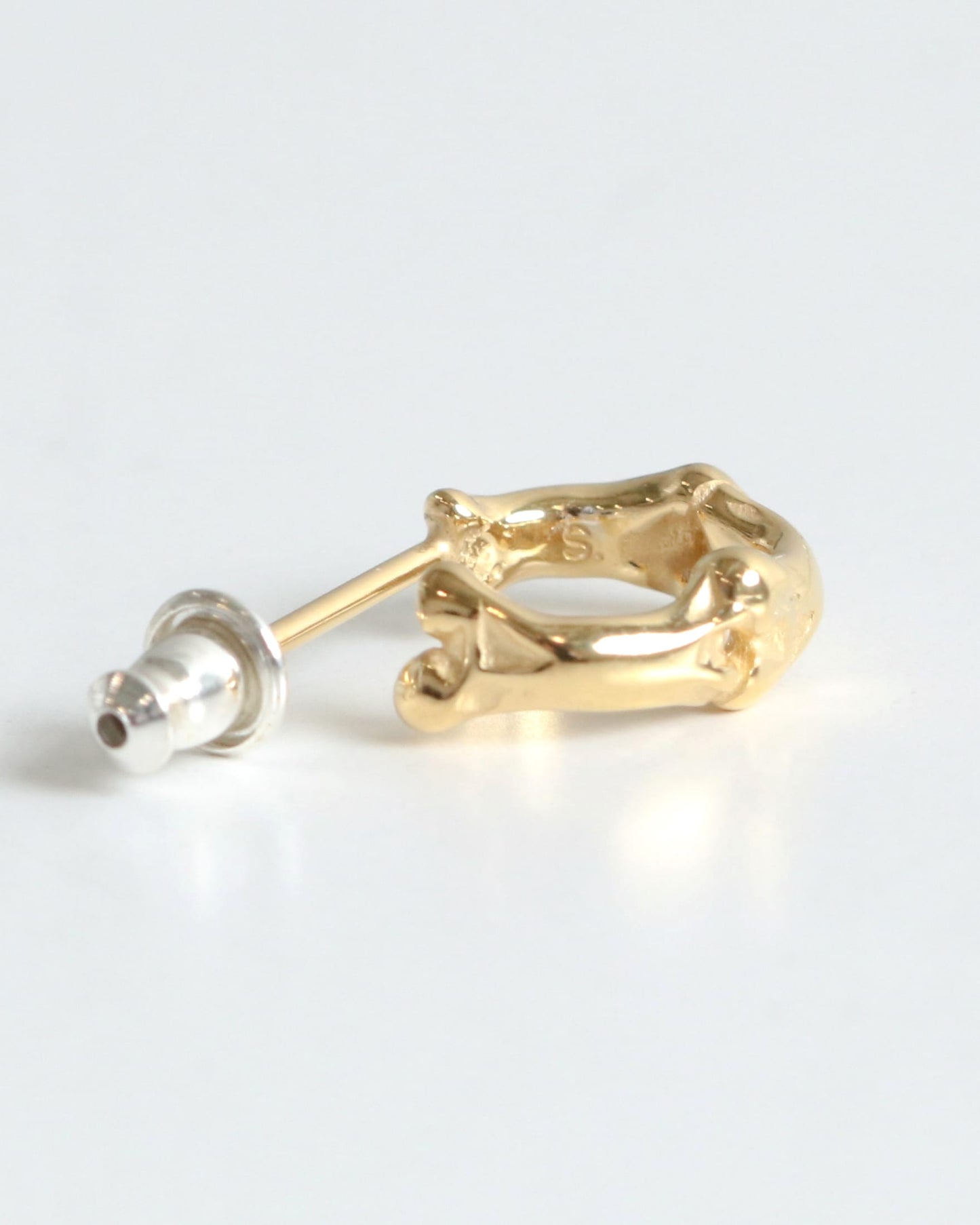bone shaped earrings.-S-(9mm) GOLD