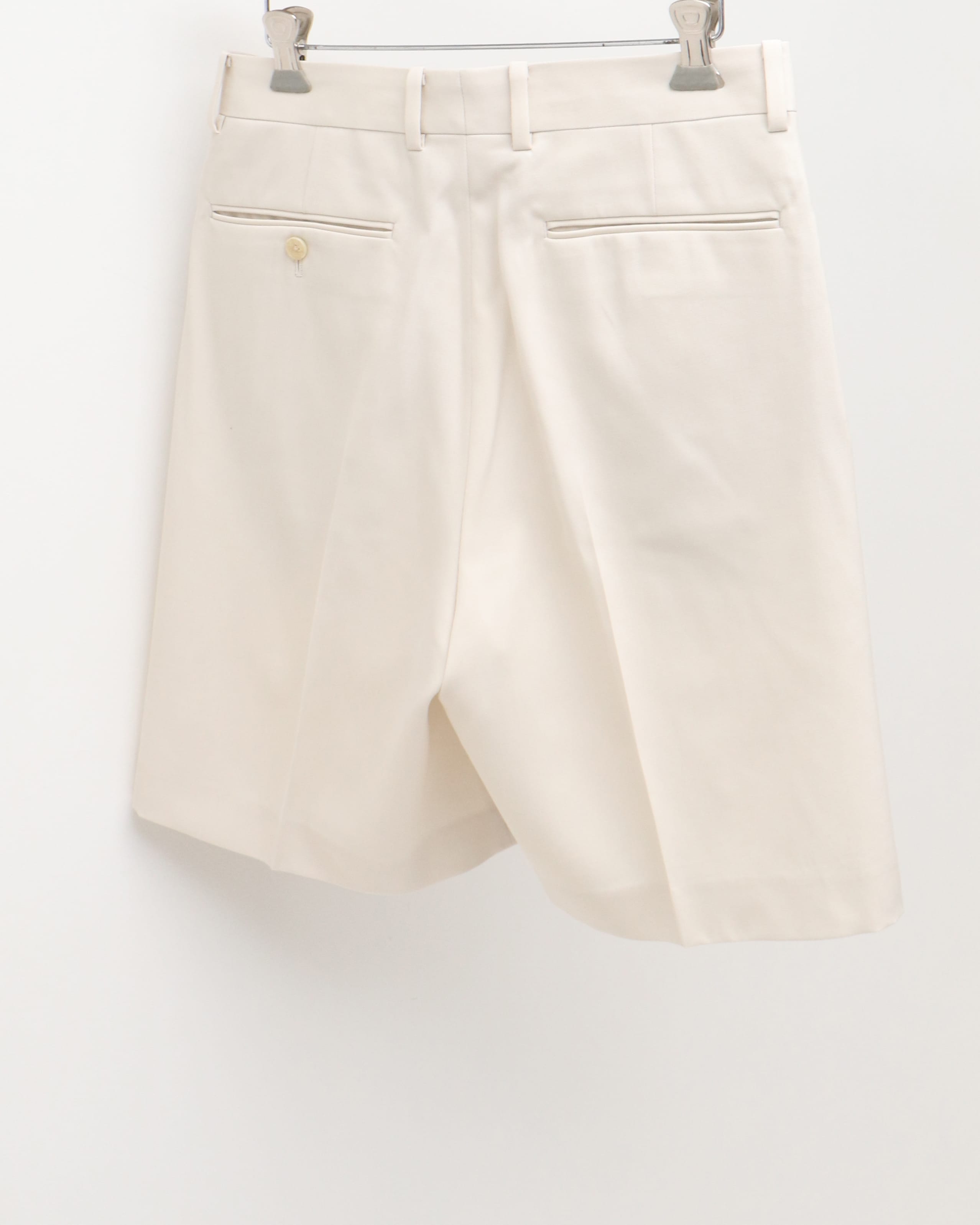 LIGHT WOOL MAX GABARDINE SHORTS IVORY WHITE – TIME AFTER TIME