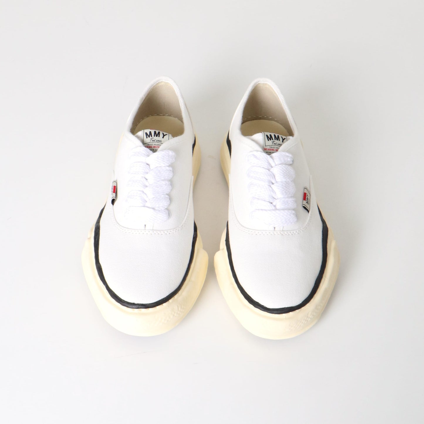 BAKER canvas WHITE