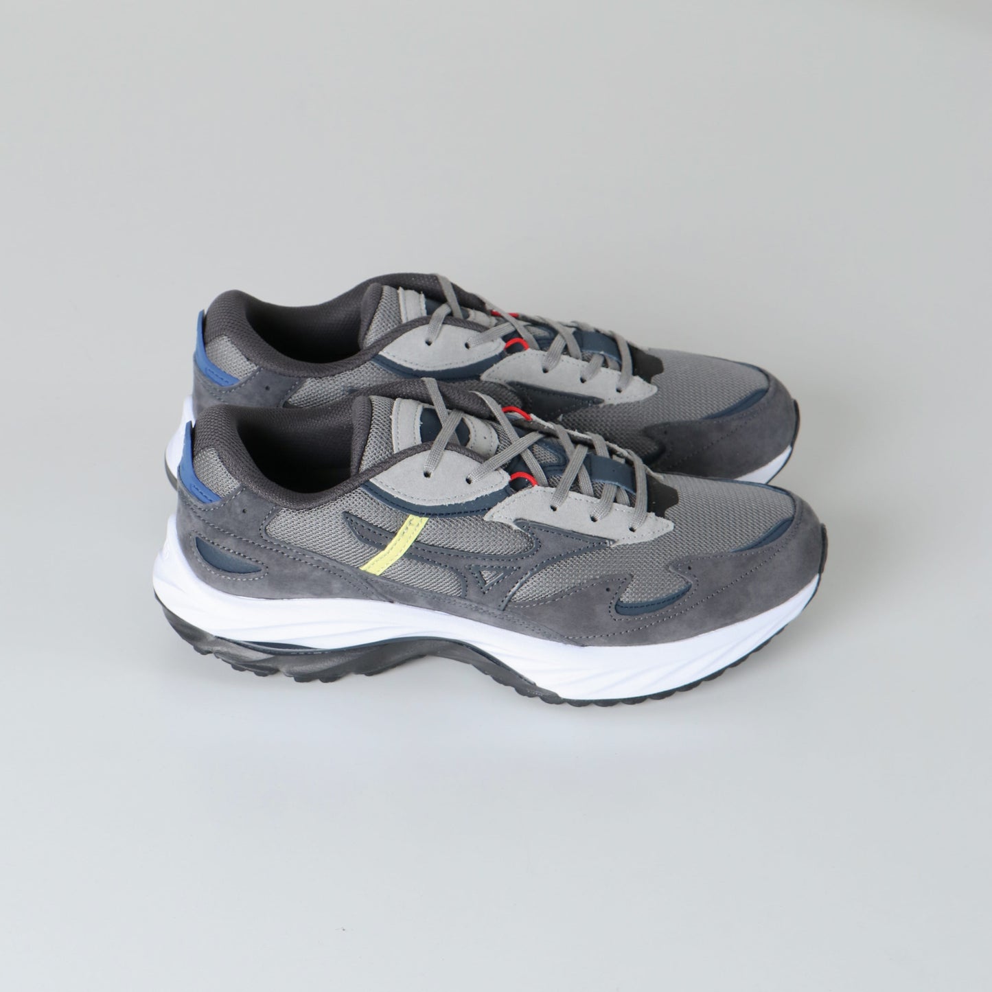 MIZUNO "WAVE RIDER β" for Graphpaper