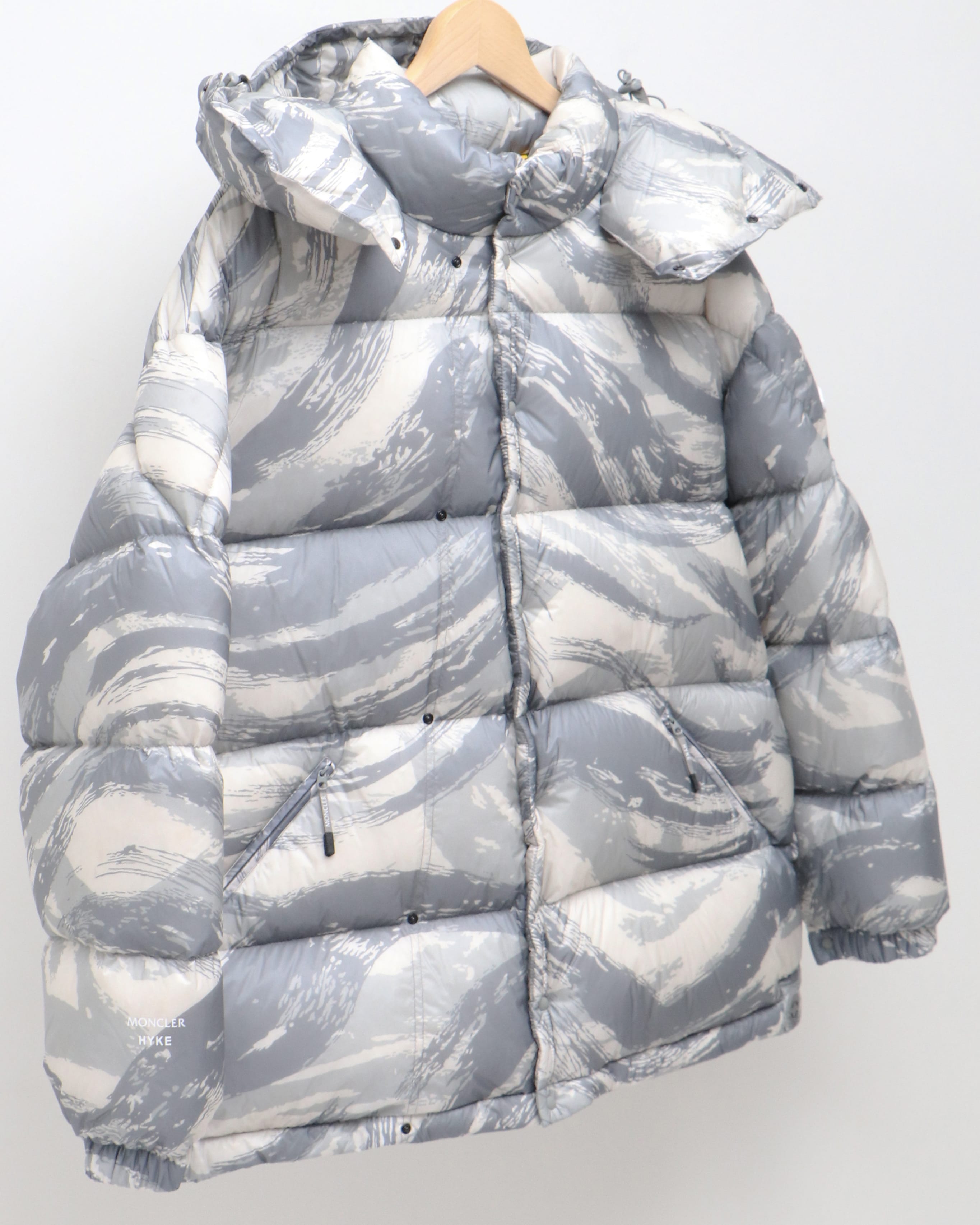 4 MONCLER HYKE – TIME AFTER TIME