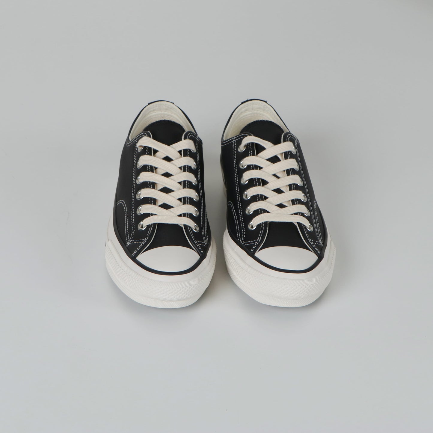 CHUCK TAYLOR®︎ LEATHER OX